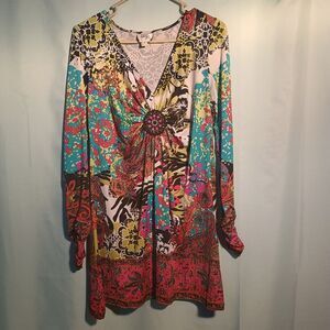 Women's Multicolor Paisley Floral Tunic Dress Top V-Neck Jeweled Detail.
